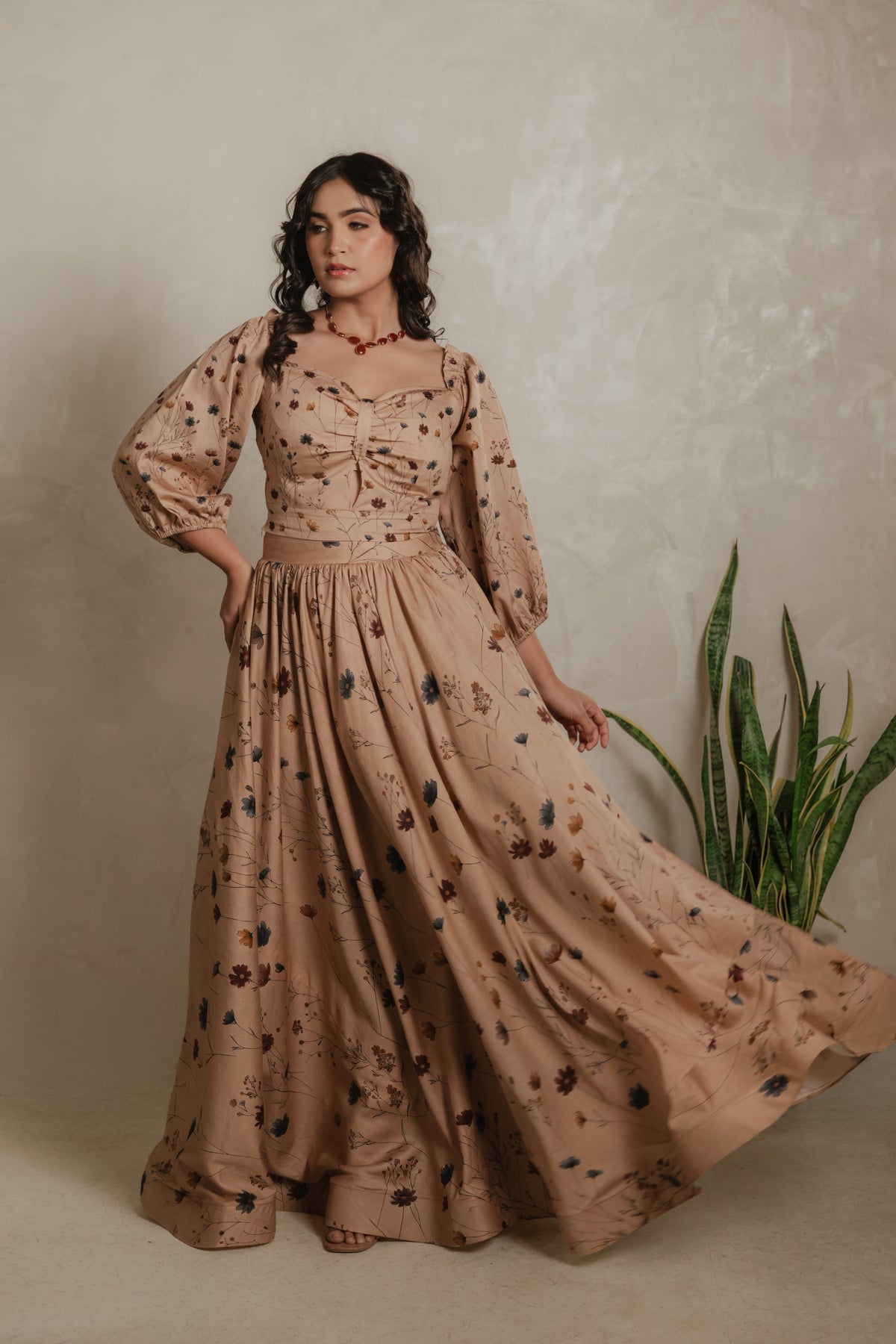 Sthira Nigella co-ord set, skirt in movement