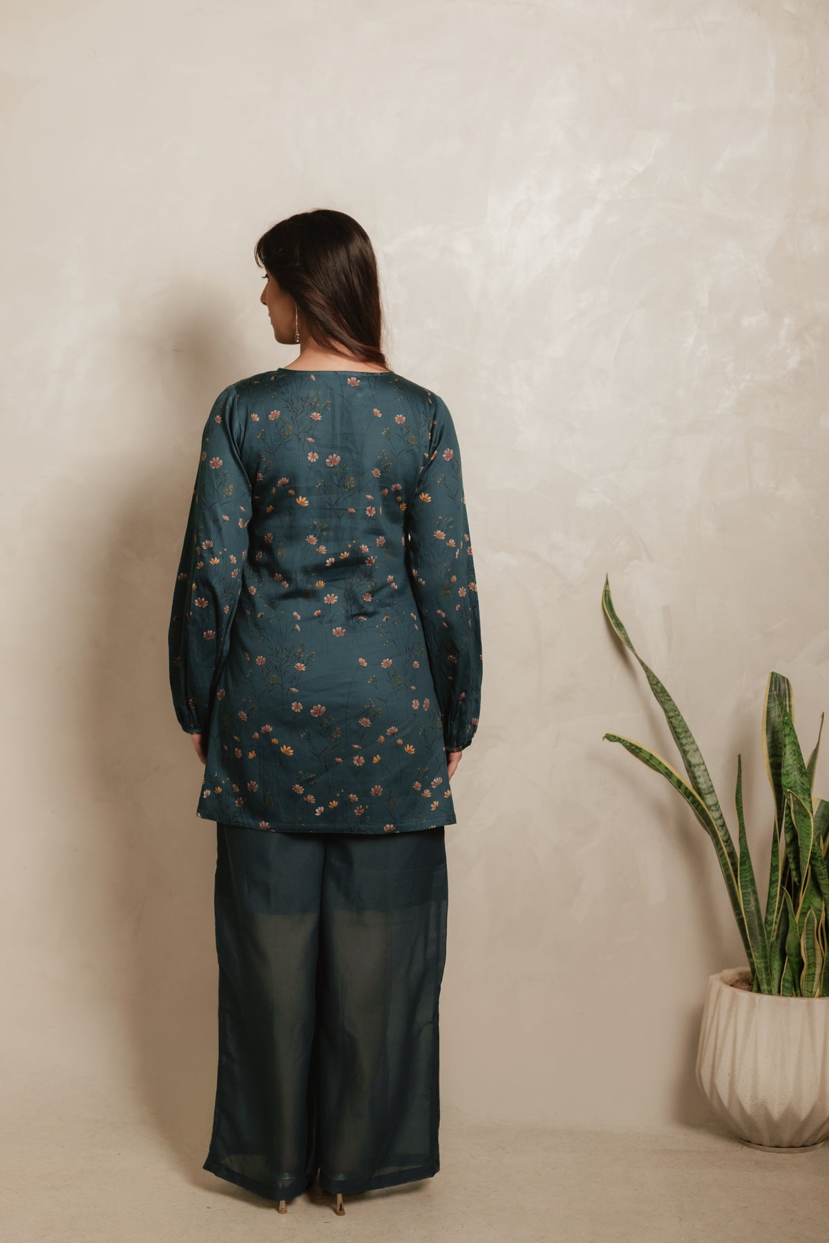 Sthira Magnolia Set