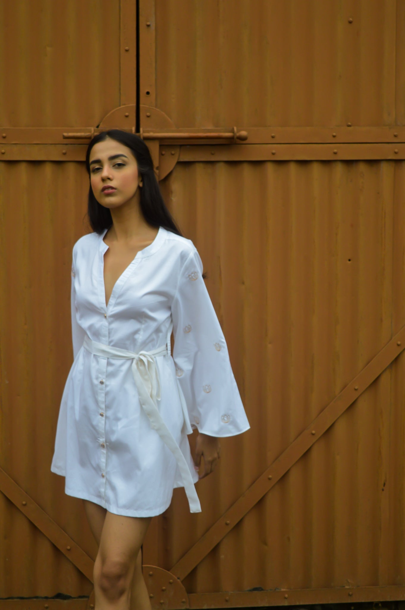 white lily dress