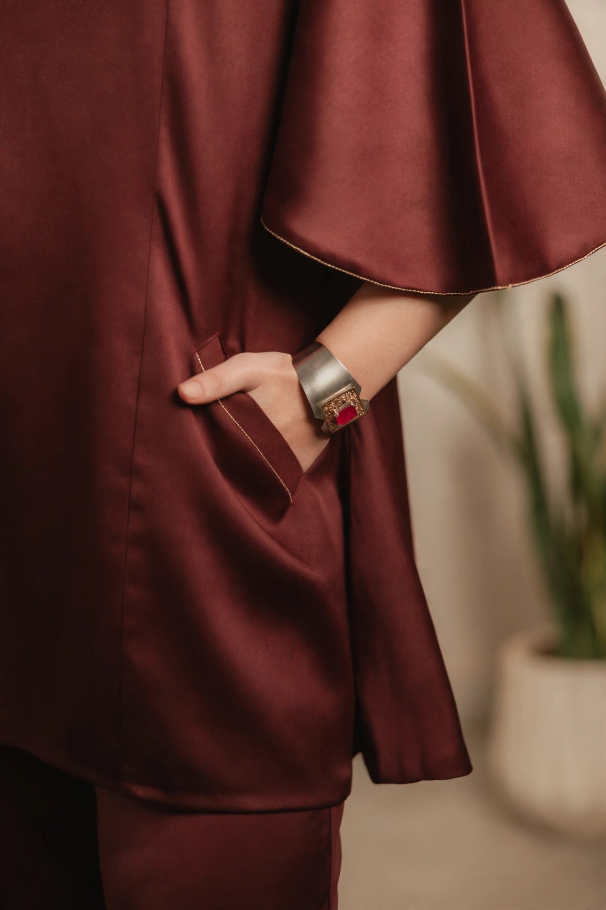 Sthira Amaranth kaftan tunic and trousers in deep maroon