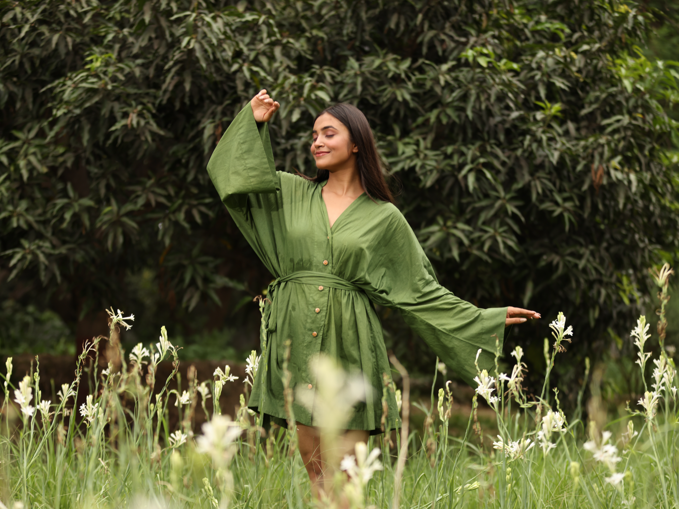 Aesthete dress
